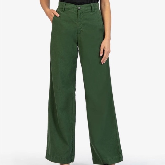 Kut from the Kloth Pants - NWT Kut from the Kloth dark green Rory trousers wide leg size 10